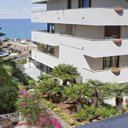 Casa Galli On Seafront For 2-4 Persons *