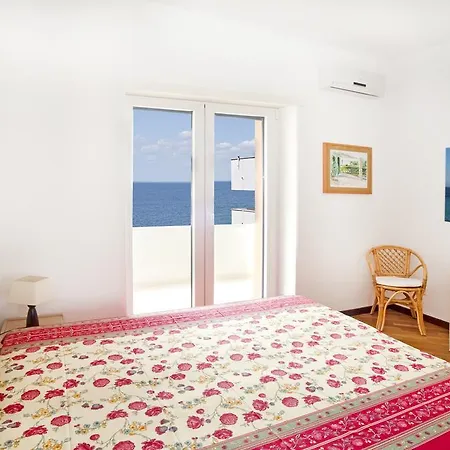 Casa Galli On Seafront For 2-4 Persons