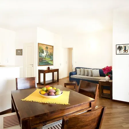 Feriehus Casa Galli On Seafront For 2-4 Persons Gallipoli