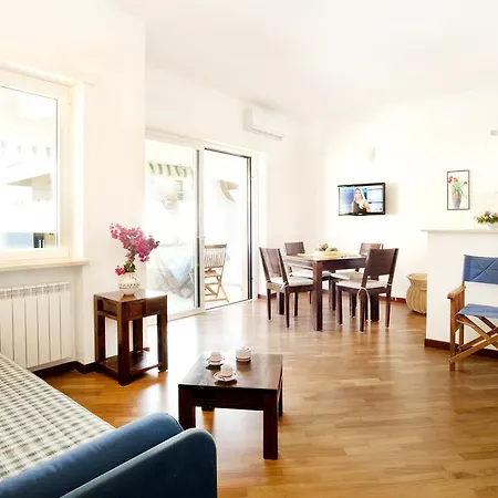 Feriehus Casa Galli On Seafront For 2-4 Persons *
